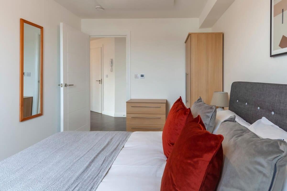 Lovely 1 Bedroom Apartment In Ashford Ашфорд Экстерьер фото