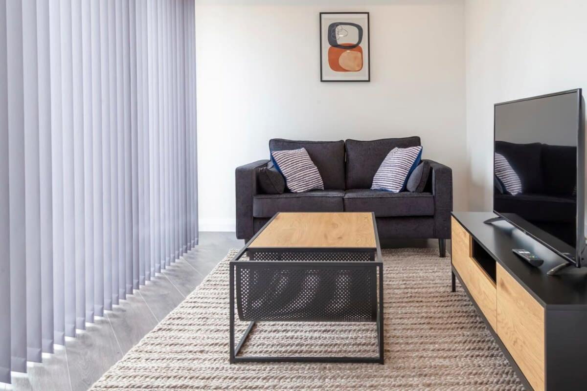 Lovely 1 Bedroom Apartment In Ashford Ашфорд Экстерьер фото