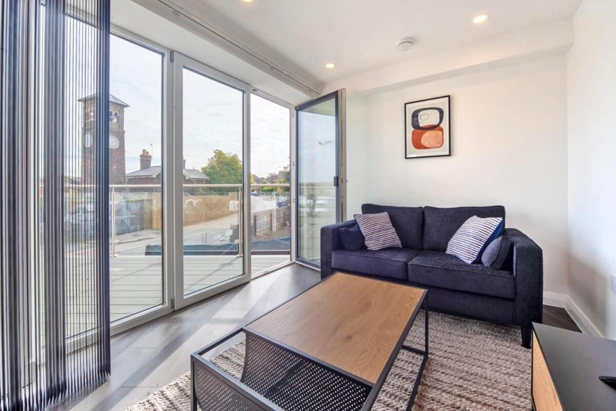 Lovely 1 Bedroom Apartment In Ashford Ашфорд Экстерьер фото